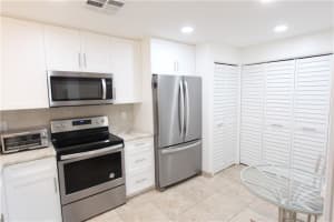 7460 La Paz Blvd Apt 307, Boca Raton, FL 33433, Sold 08/01/22