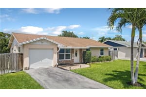 810 NW 10th Ave, Boynton Beach, FL 33426, Sold 05/23/22