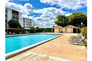 8620 Sherman Cir N APT 502, Miramar, FL 33025, Sold 05/27/22