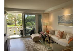 2840 N Ocean Blvd APT 207, Fort Lauderdale, FL 33308, Sold 05/17/22