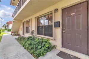 10055 NW 4th St #103, Pembroke Pines, FL 33024, Sold 06/10/22