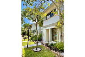 3046 S Oakland Forest Dr APT 2502, Oakland Park, FL 33309, Sold 06/10/22