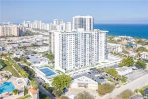 3015 N Ocean Blvd #2r, Fort Lauderdale, FL 33308, Sold 05/19/22