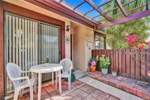 8375 NW 37th St, Sunrise, FL 33351, Sold 06/17/22