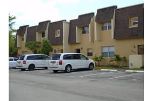 5841 Blueberry Ct #77, Lauderhill, FL 33313, Sold 05/31/22