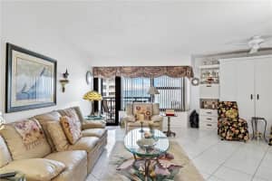 3800 Galt Ocean Dr APT 902, Fort Lauderdale, FL 33308, Sold 05/11/22