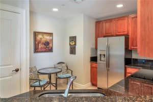16102 Emerald Estates Dr APT 427, Weston, FL 33331, Sold 05/25/22