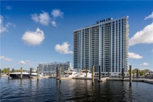 17301 Biscayne Blvd, North Miami Beach, FL 33160, Sold 11/04/22