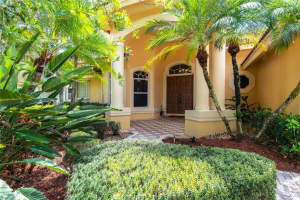 10542 NW 68th Ct, Parkland, FL 33076, Sold 05/16/22