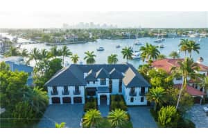 1601 E Lake Dr, Fort Lauderdale, FL 33316, Sold 07/25/22