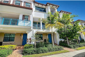 11333 SW 15th St, Pembroke Pines, FL 33025, Sold 06/24/22