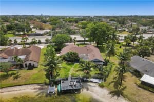 5739 SW 100th Ave, Cooper City, FL 33328, Sold 06/06/22