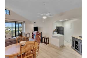 213 Lake Pointe Dr APT 211, Oakland Park, FL 33309, Sold 05/24/22