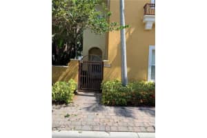3327 Merrick Ln #910, Margate, FL 33063, Sold 06/27/22