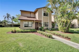 232 Lakeside Cir #232, Sunrise, FL 33326, Sold 07/01/22