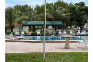 4000 NW 44th Ave APT 409, Lauderdale Lakes, FL 33319, Sold 08/15/22