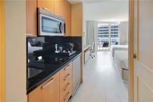 505 N Fort Lauderdale Beach Blvd #2111, Fort Lauderdale, FL 33304, Sold 06/22/22