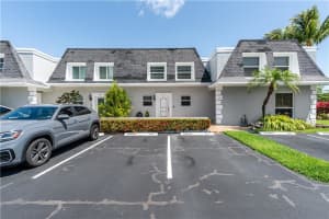 2313 NE 7th St, Hallandale Beach, FL 33009, Sold 06/02/22