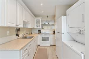 1551 NW 20th Ave APT 204, Delray Beach, FL 33445, Sold 08/17/22