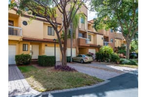 21388 Marina Cove Cir g12, Miami, FL 33180, Sold 07/19/22