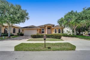8235 SW 51st St, Cooper City, FL 33328, Sold 06/10/22