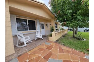 4919 NW 52nd St, Tamarac, FL 33319, Sold 06/23/22