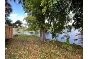 10421 NW 36th St, Coral Springs, FL 33065, Sold 05/17/22