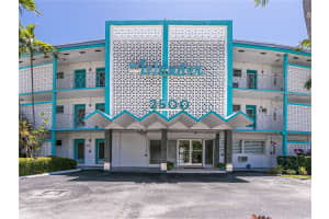 2500 Diana Dr APT 111, Hallandale Beach, FL 33009, Sold 07/01/22