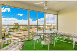 414 SE 10th St APT 401, Dania Beach, FL 33004, Sold 06/14/22