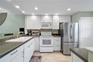 1523 E Hillsboro Blvd APT 137, Deerfield Beach, FL 33441, Sold 06/30/22