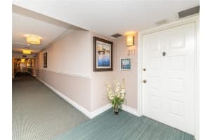 106 Lake Emerald Dr # 211, Oakland Park, FL 33309, Sold 06/03/22