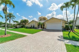 10190 Crosswind Rd, Boca Raton, FL 33498, Sold 06/29/22