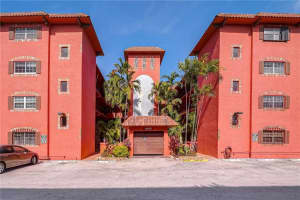 660 Tennis Club Dr APT 404, Fort Lauderdale, FL 33311, Sold 06/27/22