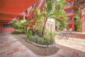 660 Tennis Club Dr APT 404, Fort Lauderdale, FL 33311, Sold 06/27/22