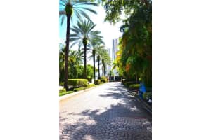 20335 W Country Club Dr   2504 Aventura, FL 33180 Sold 06/01/23