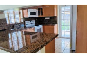 8419 NW 193rd Ln, Hialeah, FL 33015, Sold 08/12/22