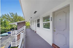 700 Layne Blvd APT 313, Hallandale Beach, FL 33009, Sold 07/12/22