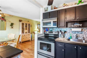 2152 NE 1st Way APT 104, Boynton Beach, FL 33435, Sold 08/19/22