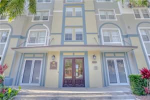 533 NE 3rd Ave APT 304, Fort Lauderdale, FL 33301, Sold 06/21/22