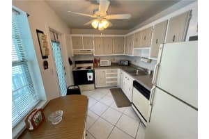 4141 NW 44th Ave APT 319, Lauderdale Lakes, FL 33319, Sold 07/26/22