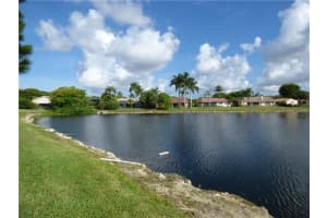 6211 NW 50th St, Coral Springs, FL 33067, Sold 05/25/22