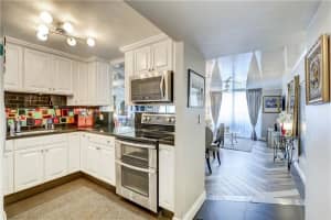 1800 N Andrews Ave   6L, Fort Lauderdale, FL 33311 Sold 11/30/22