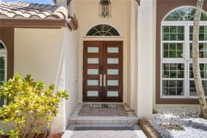 5810 NW 96th Dr, Parkland, FL 33076, Sold 08/15/22