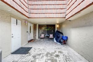 8129 Boca Rio Dr, Boca Raton, FL 33433, Sold 06/27/22