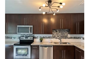 1060 NW 99th Ave #76, Pembroke Pines, FL 33024, Sold 07/01/22