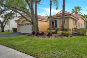1215 Seabay Rd, Weston, FL 33326, Sold 06/28/22