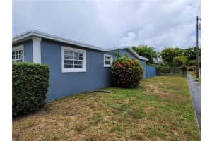 3557 NW 40th Ct, Lauderdale Lakes, FL 33309, Sold 06/21/22