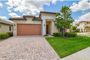 11790  Waters Edge Ct, Parkland, FL 33076 Sold 08/25/22