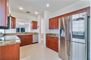 10374 NW 7th St, Coral Springs, FL 33071, Sold 06/24/22
