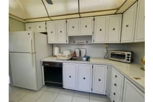 3990 NW 42nd Ave APT 403, Lauderdale Lakes, FL 33319, Sold 07/25/22